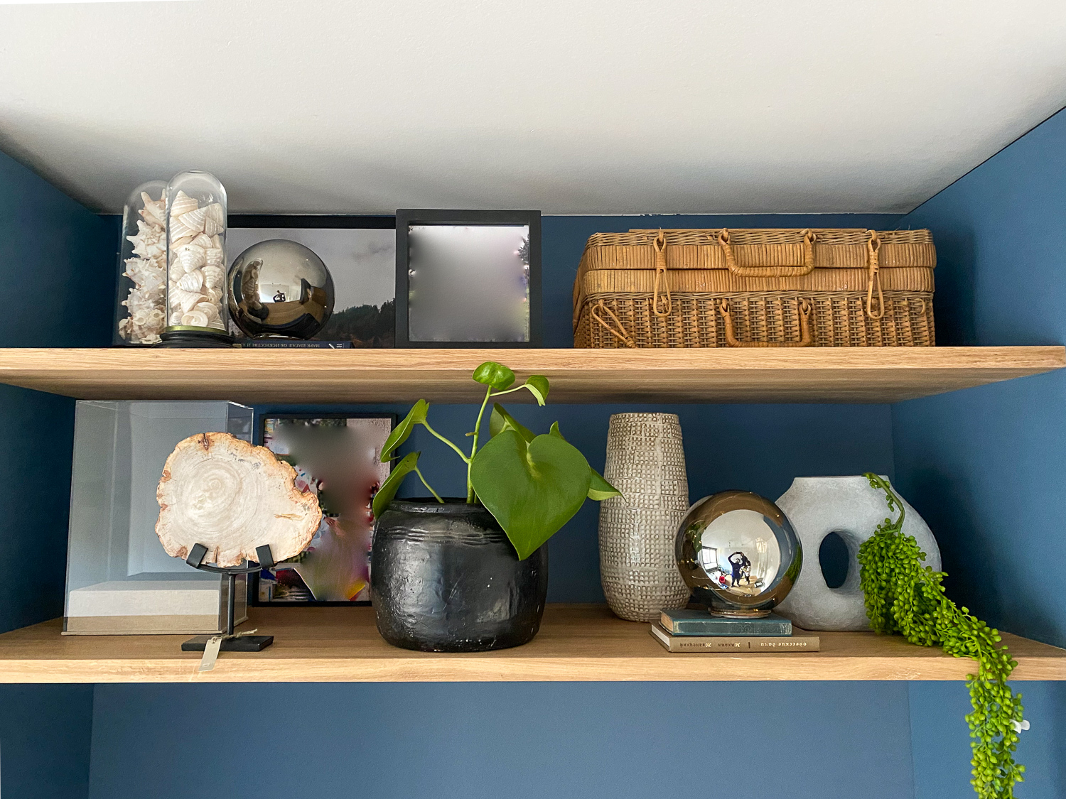 Rikiki Interior Design: Styling Shelves/19,273